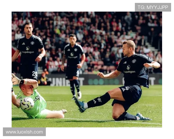 曼联连胜五场蓄发哥庆祝一周年晒视频展现不剪发的决心